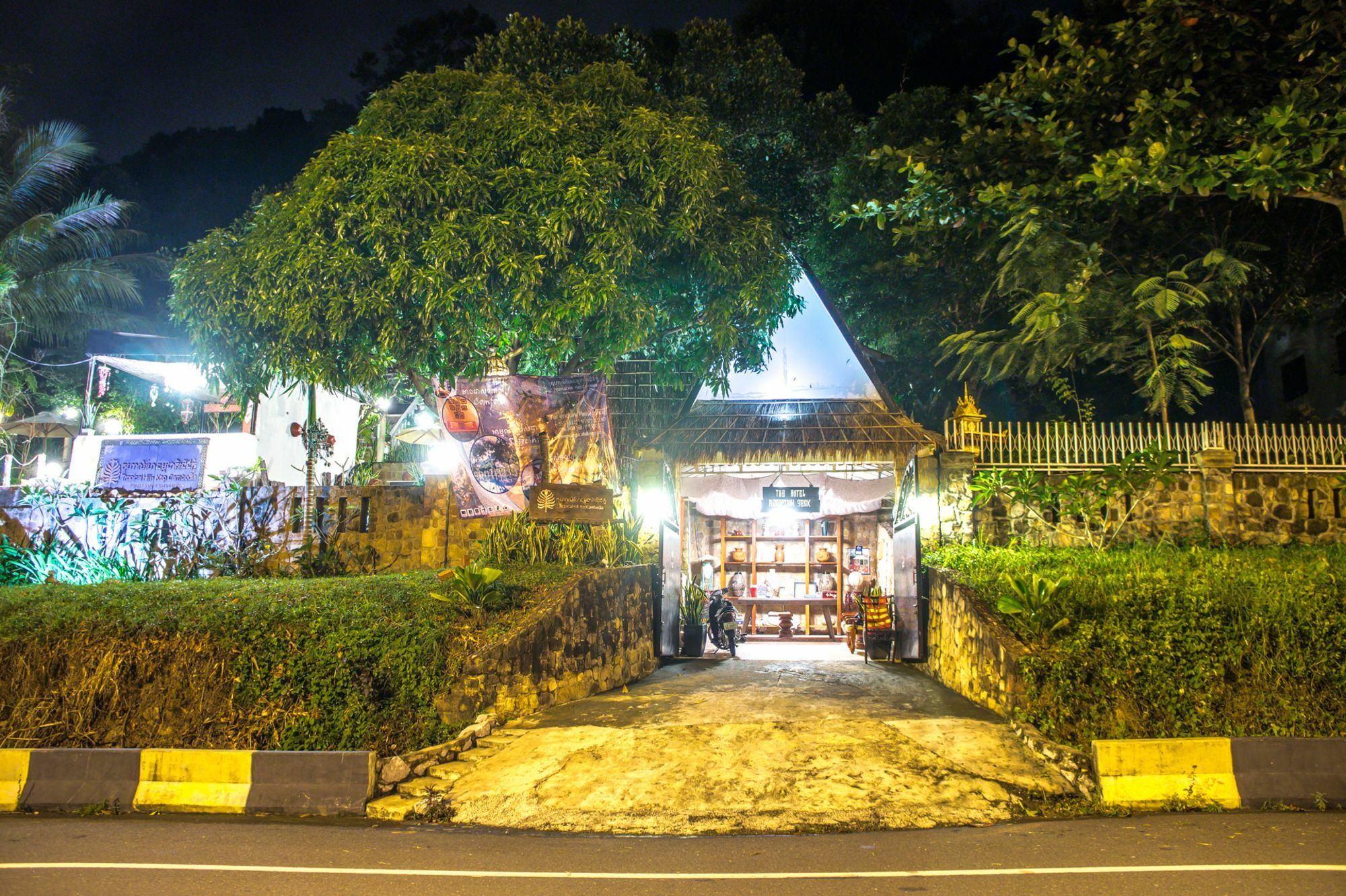 Tropical Hill Kep Cambodia Hotel Ngoại thất bức ảnh